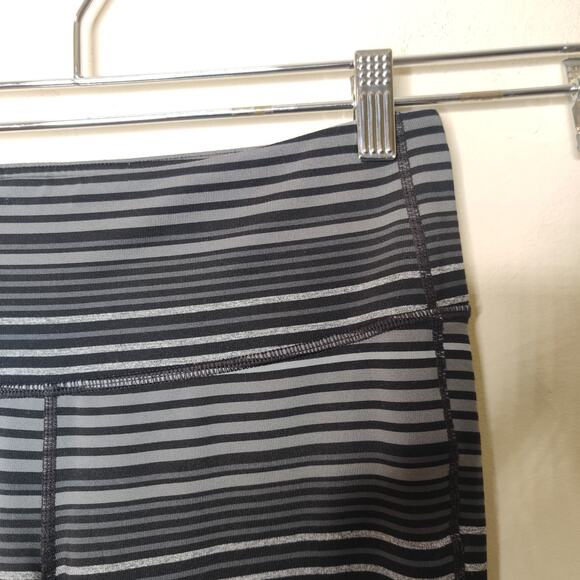 Athleta Chaturanga Tight Striped Black Grey - Picture 6 of 9